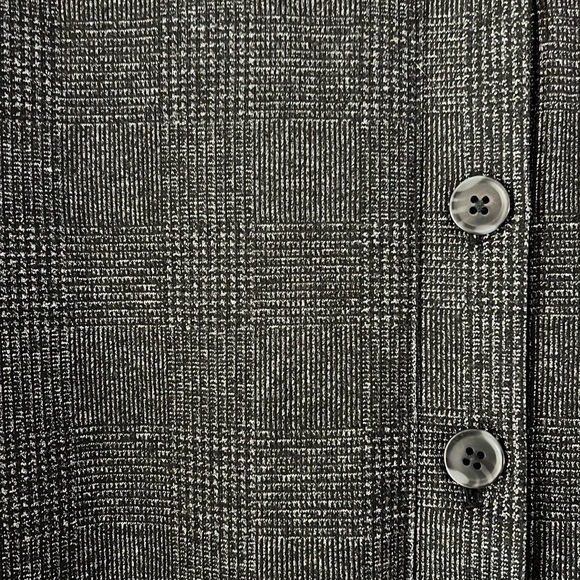 Loft Dress - Picture 5 of 7